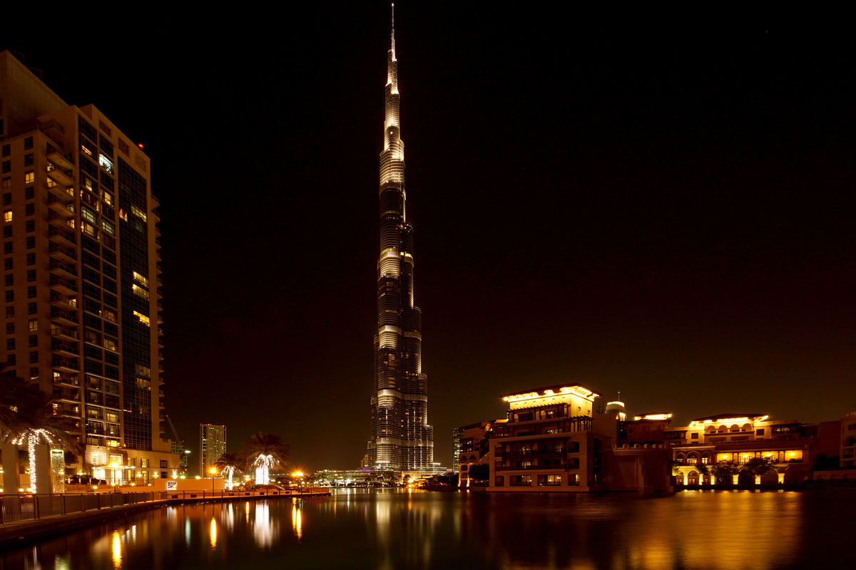 aluminium-print-at-night-in-dubai
