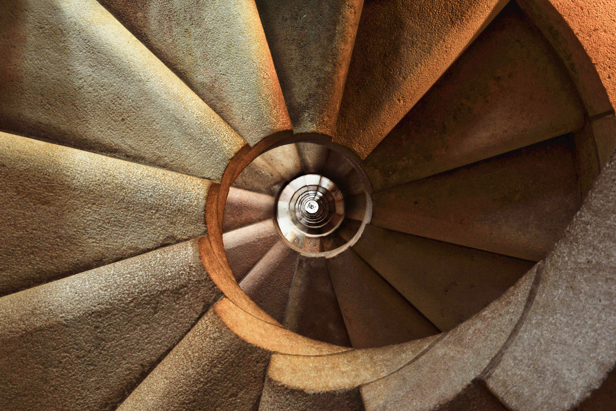 3-piece-acrylic-print-imposing-staircase