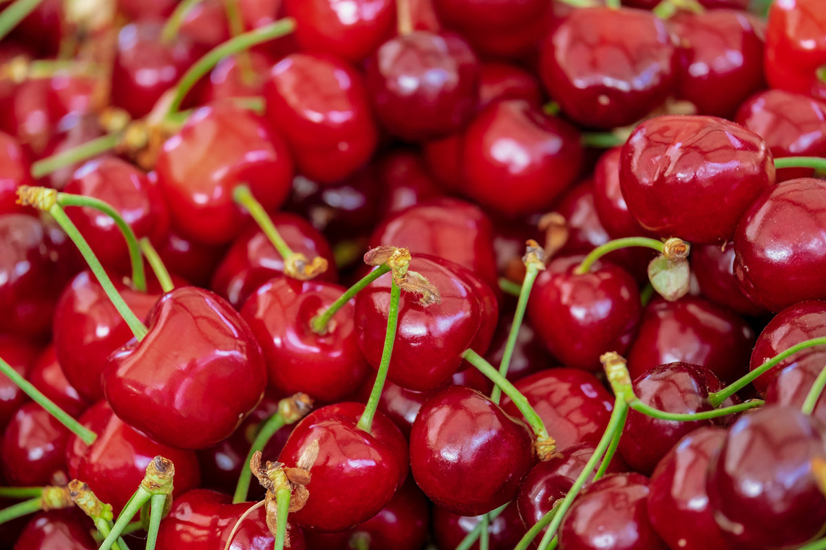 3-piece-aluminium-print-sweet-cherries