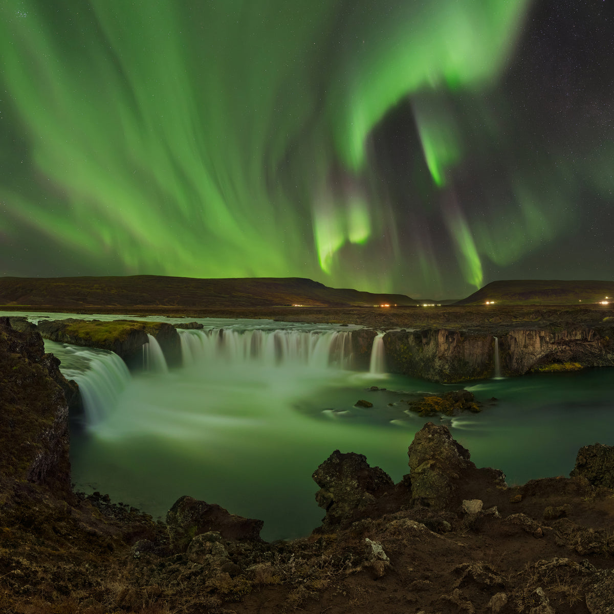 poster-print-waterfall-of-gods