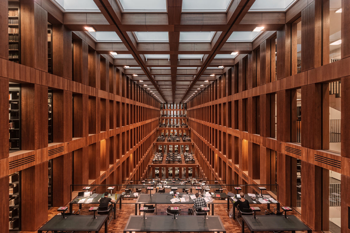 canvas-print-library-in-berlin