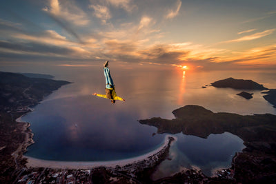 poster-print-freefalling-with-guillaume-galvani