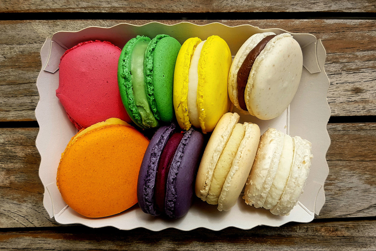 framedcanvas-print-selection-macaroons