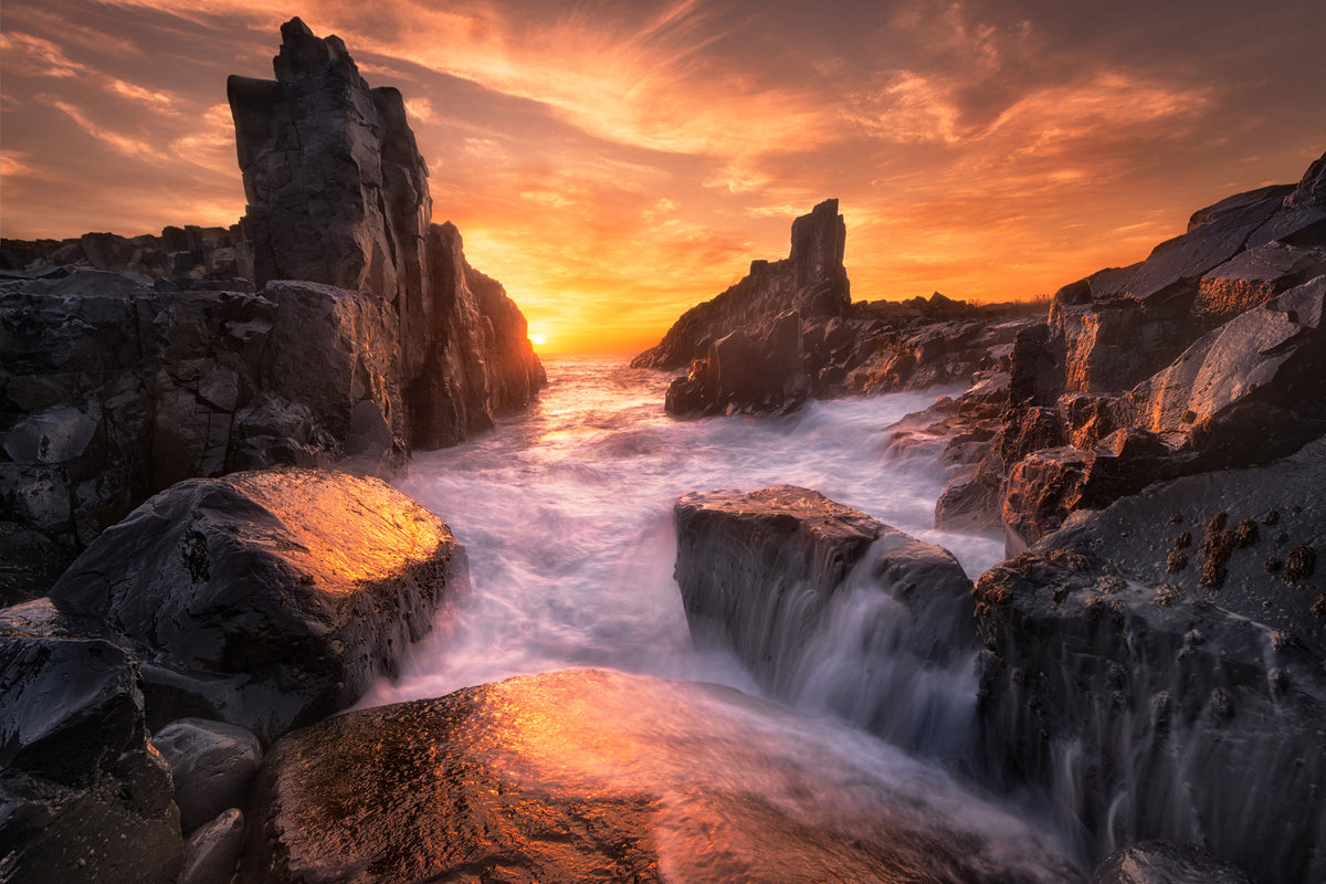 framedposter-print-the-edge-of-the-world