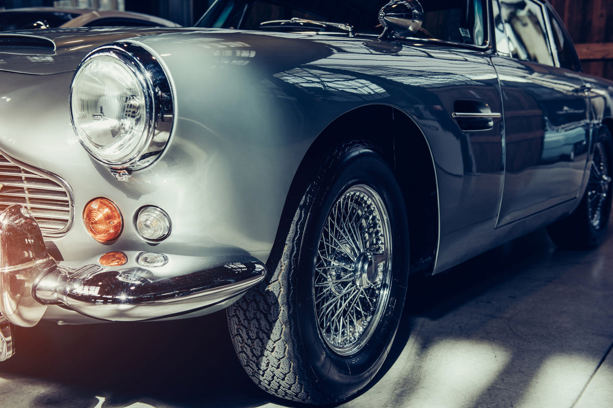 3-piece-canvas-print-classic-car
