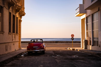 poster-print-watching-the-sun-set-havana-x