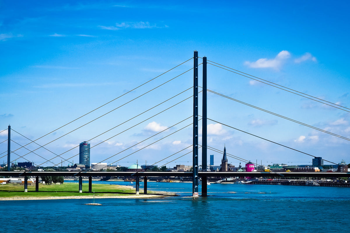 framedcanvas-print-dusseldorf-on-the-rhine