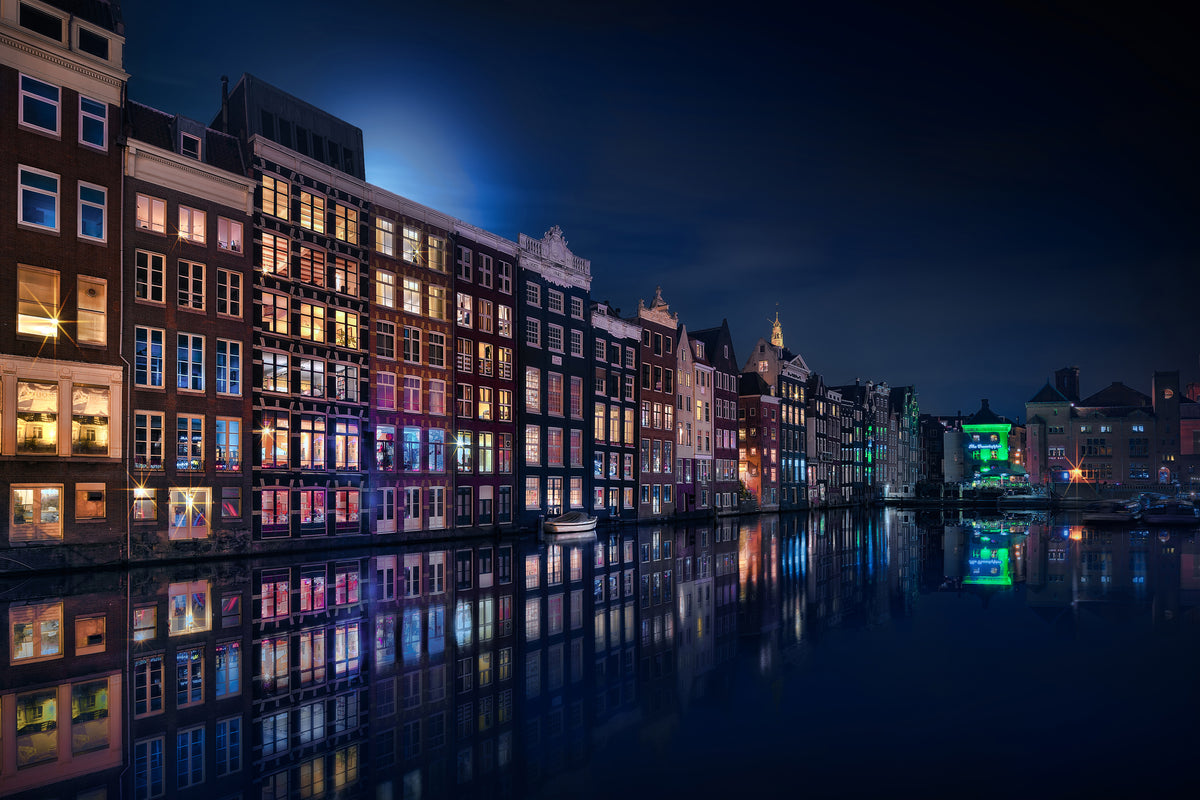 framedposter-print-amsterdam-windows-colors