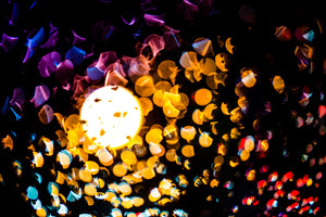canvas-print-abstract-play-of-light-in-color