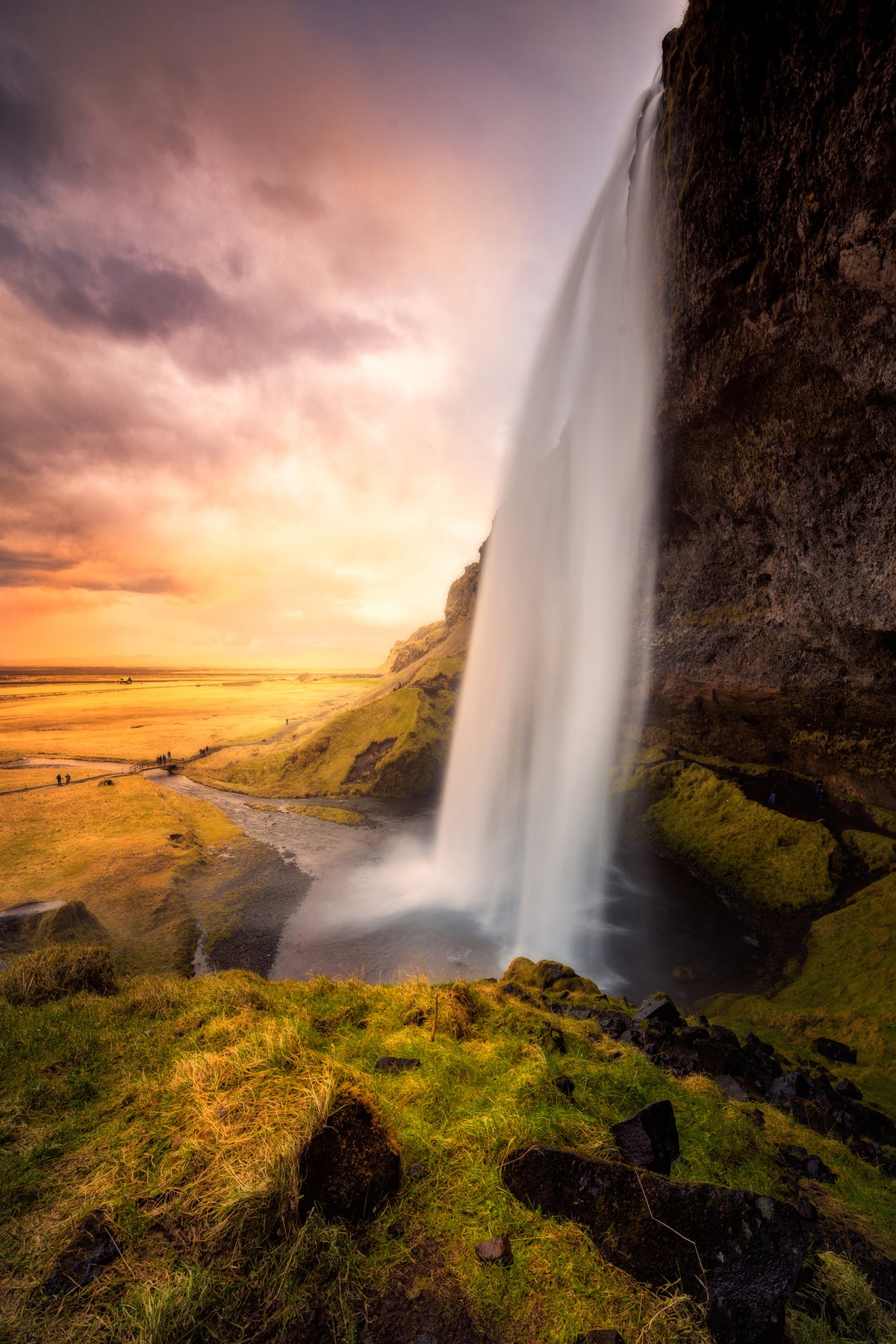 framedcanvas-print-iceland