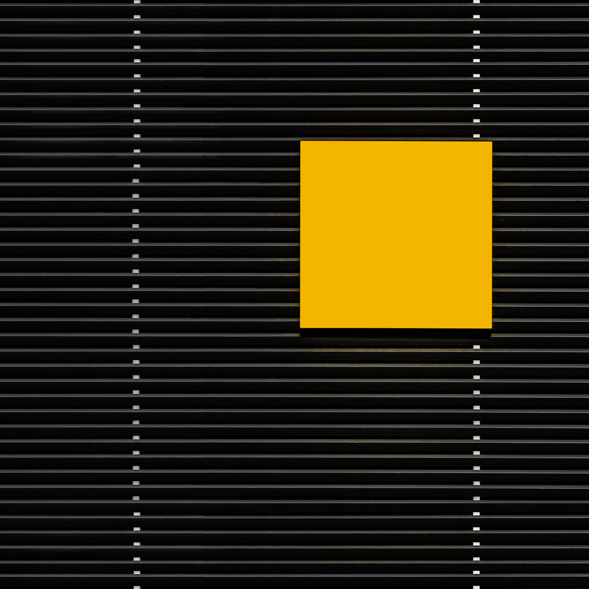 4-piece-canvas-print-yellow-square