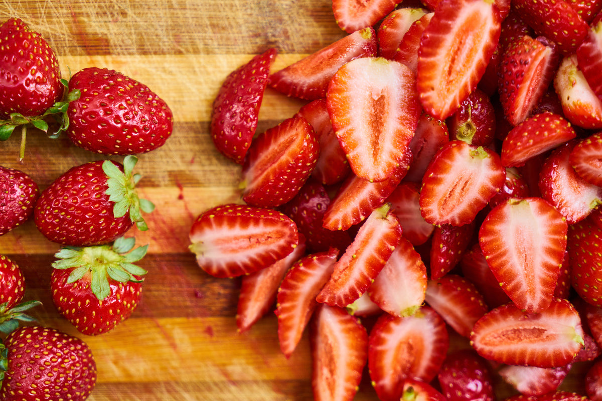 aluminium-print-fresh-strawberries